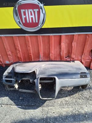 Fiat Punto Göğüslük
