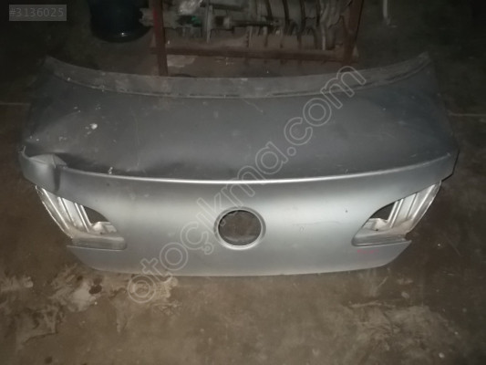 PASSAT CC ÇIKMA BAGAJ KAPAĞI