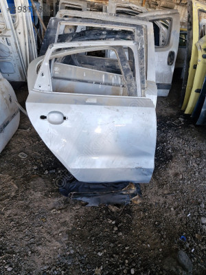 2012 polo sağ arka kapı çıkma çıtır hasar