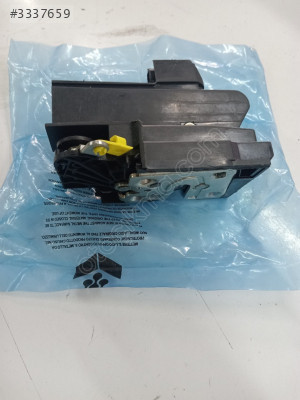 Dacia duster 2 XJD kapi kilidi arka sol 825034872R