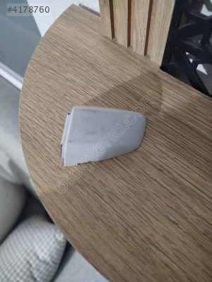 Audi A3 sol kapı kolu bademi