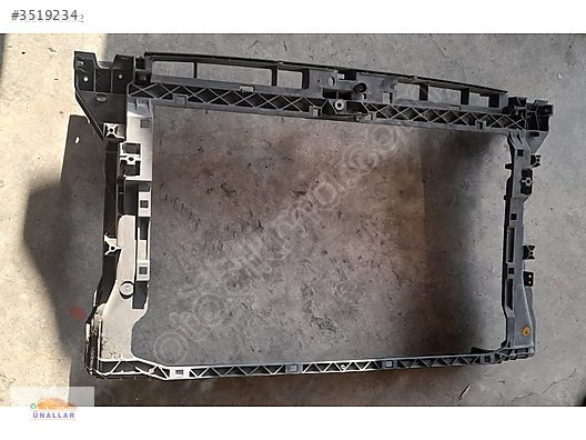 SKODA SUPERB ÖN PANEL - MERTLER OTO YEDEK PARÇA STOKLARINDA
