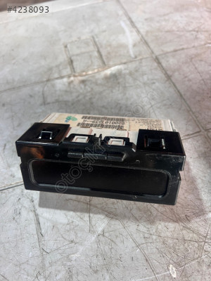 Renault MEGANE 2 ÖN GÖĞÜS TORPİDO EKRAN ÇIKMA ORJİNAL