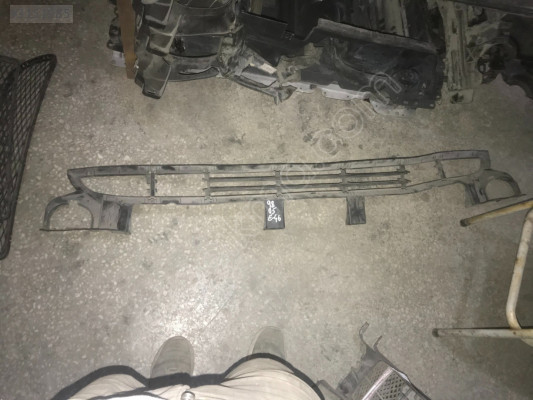 1998-2006 E46 3 SERİSİ ÖN TAMPON IZGARASI BMW ORJİNAL ÇIKMA PARÇA