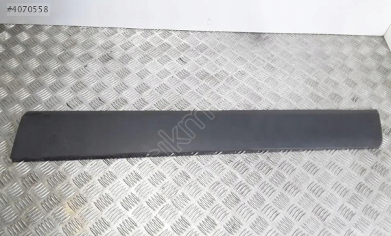 Opel Crossland X Sağ Ön Kapı Bandı 13482097