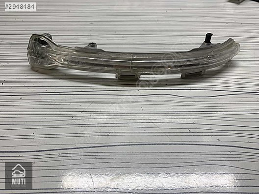 VOLKSWAGEN GOLF 7 AYNA SİNYALİ SAĞ / HELLA /5G0.949.102.