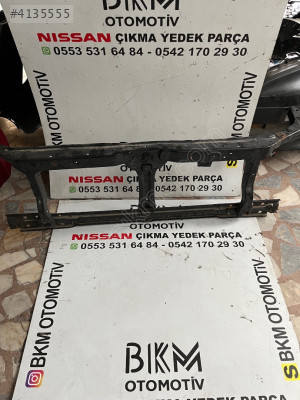 Nissan Navara Ön Panel