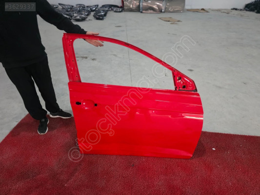2018/2024 VW POLO KIRMIZI SAĞ ÖN KAPI ORJINAL