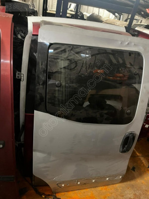 FIAT FİORİNO SAĞ SÜRGÜLÜ KAPI