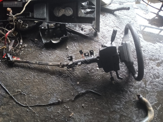 Renault 21 direksiyon mafsalı