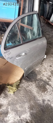 MERCEDES E 280 SAĞ ARKA KAPI
