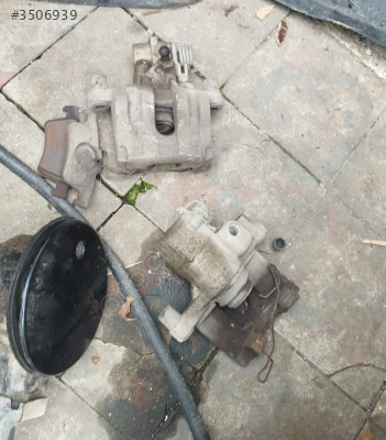 Ford connect arka fren kaliper