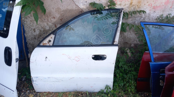 Daewo lanos sol ön kapı