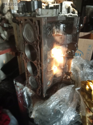 Renault Megane 2 1.6 16valf sıfır sekmanli yarım motor