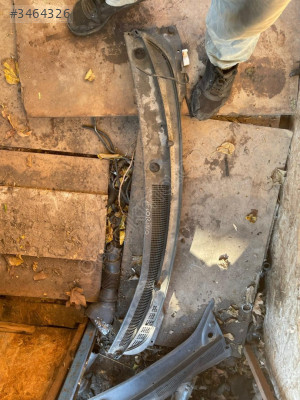 FIAT FIORINO ÖN CAM İZGARASI GÜÇMANLAR