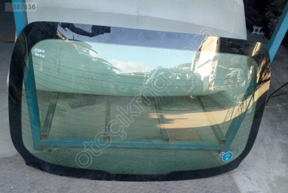 fiat egea 2020 çıkma orjinal arka cam (son fiyat)