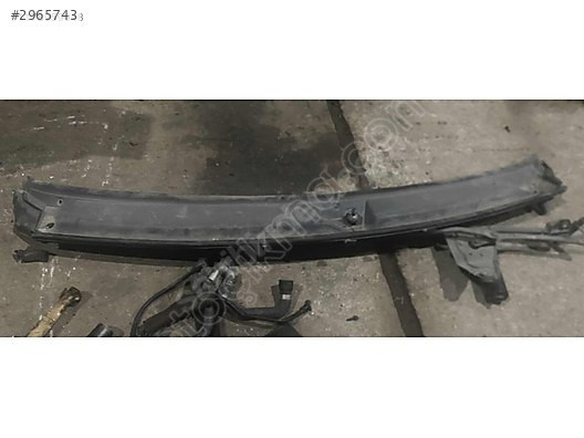 RANGE ROVER VOGUE (L322) ORJİNAL ÖN CAM IZGARASI