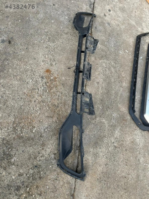 SPORTAGE ÖN TAMPON IZGARASI ORJİNAL ÇIKMA