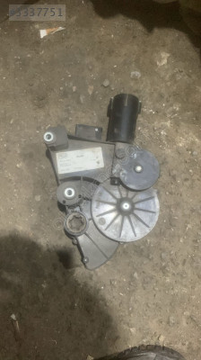 4e0827852 audi a8 bagaj kaldırma motoru