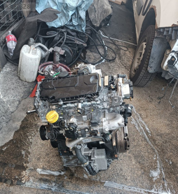 Reno master 3 ve reno master 2 dolu garantili motorlar mevcuttur
