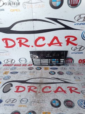 FORD FOCUS 3 ÖN TAMPON ORTA IZGARA ÇIKMA ORJİNAL