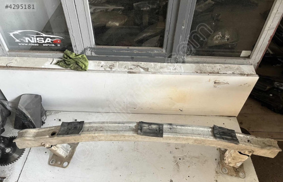 RENAULT MEGANE 2 ÖN TAMPON DEMİRİ