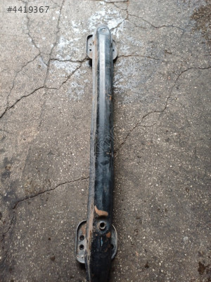 PEUGEOT 307 ARKA TAMPON DEMİRİ ORJİNAL ÇIKMA
