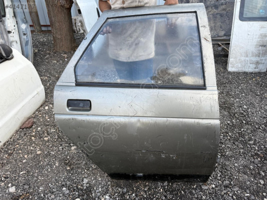 LADA VEGA SAĞ ARKA KAPI DOLU ORJİNAL ÇIKMA TEMİZ ÜRÜN