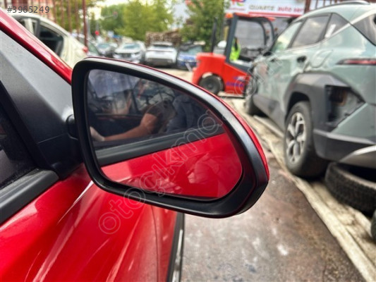 2022 Kia Stonic Sağ Ayna