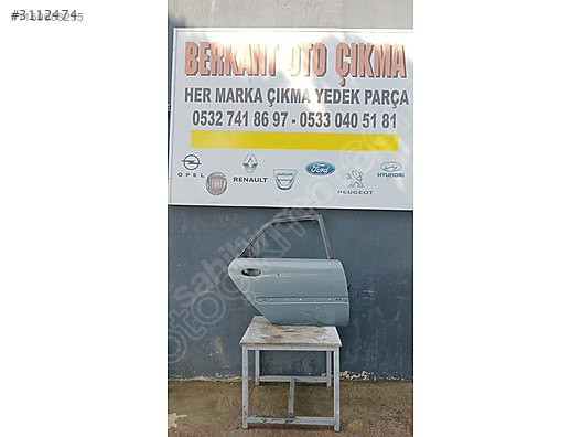 Renault Laguna1 sağ arka kapı 8.000 TL