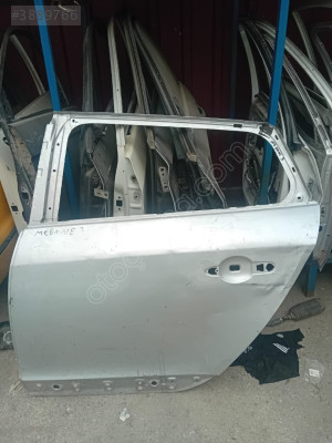 MEGANE 3 SOL ARKA KAPI