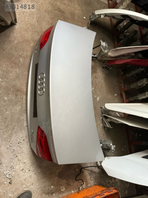 2012 Audi A4 sedan bagaj kapağı orjinal hatasız boyasız çıkma