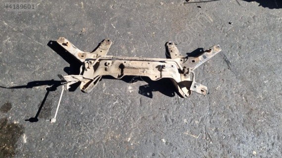 FORD ESCORT ÖN TRAVERS