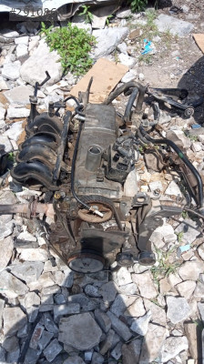 Renault Clio,1.4 benzinli motor yedek parça