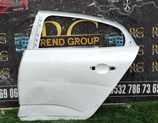 RENAULT MEGANE 4 SOL ARKA KAPI ORİJİNAL ÇIKMA