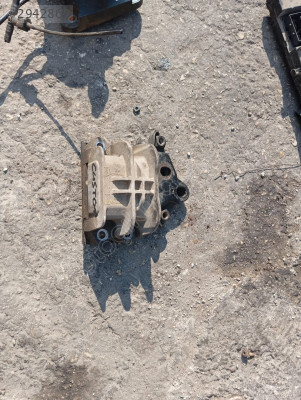 FORD TRANSİT CUSTOM MOTOR KULAĞI