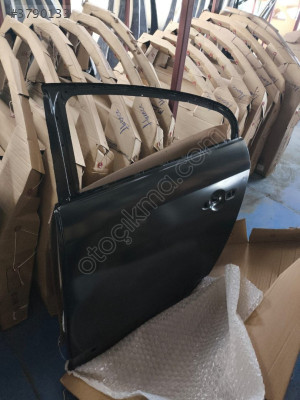 Fluance sol arka kapı sıfır