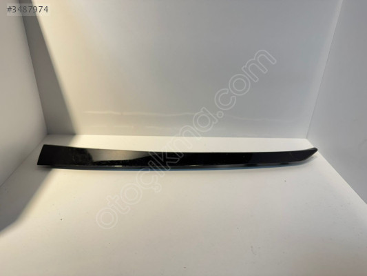 HYUNDAİ İ20 SOL FAR ALT ÇITASI