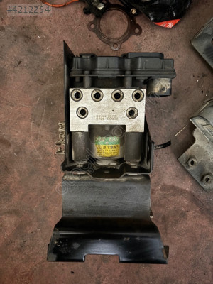 İSUZU NPR 71 ABS BEYNİ