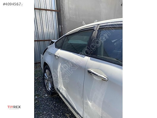 CİTROEN C5 SAĞ ARKA KAPI DOLU SÖKME