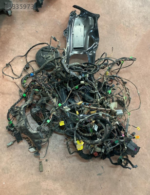 VOLKSWAGEN JETTA MK5 İÇ DIŞ TESİSAT
