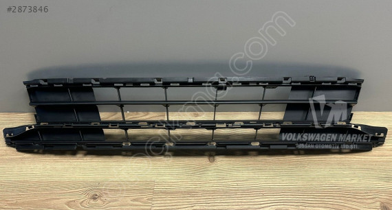 VW PASSAT B8 15-19 ÖN TAMPON ORTA IZGARA 3G0853677 9B9