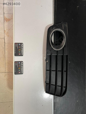 AUDİ A4 SAĞ SİS KAPAĞI