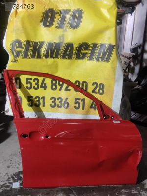 F30 BMW 3 Serisi Sağ Ön Kapı - Oto Çıkma Parçaları