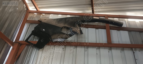 Audi A4 2006 sol arka çamurluk çıkma orjinal