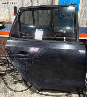 VOLKSWAGEN POLO 2010-11 DOLU SAĞ ARKA KAPI
