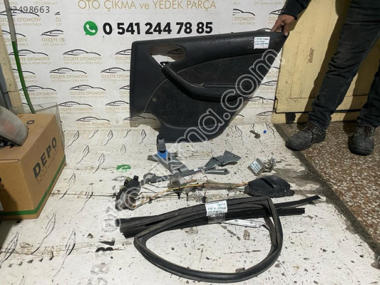 CİTROEN XSARA SAĞ ARKA KAPI MENTEŞESİ ALT VE ÜST