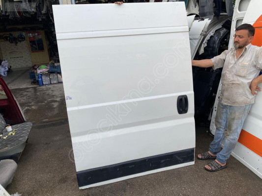 PEUGEOT BOXER SAĞ SÜRGÜLÜ KAPI ORJİNAL ÇIKMA 2008-2020 MODEL
