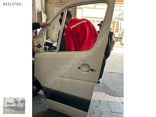 VOLKSWAGEN CRAFTER KAPI ÜNALLAR OTO ÇIKMA YEDEK PARÇA