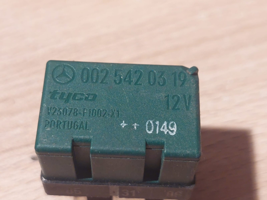 MERCEDES RÖLE 002 542 03 19